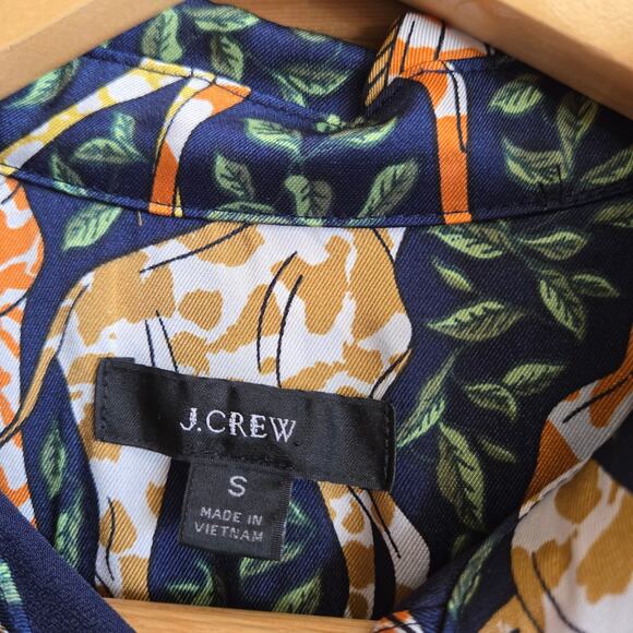 J. Crew Shirtdress in Giraffes Relaxed Fit Small Navy Blue Animal Print Boho Zoo - Picture 4 of 6